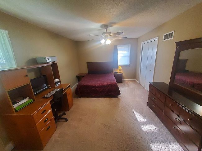 Photo of 516 Nw Brett Cir, Blue Springs, MO