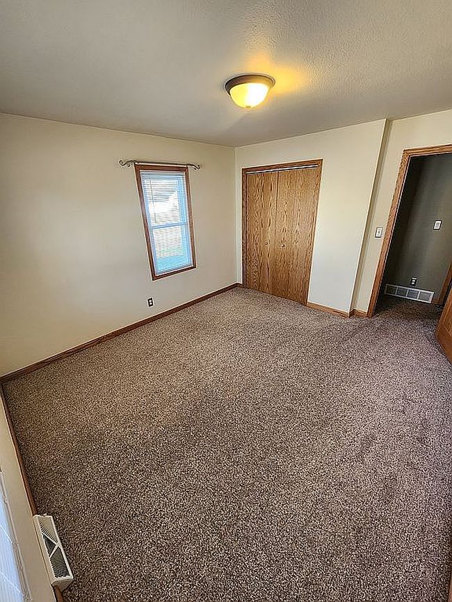 Photo of 1024 Emerson Ave, Alliance, NE