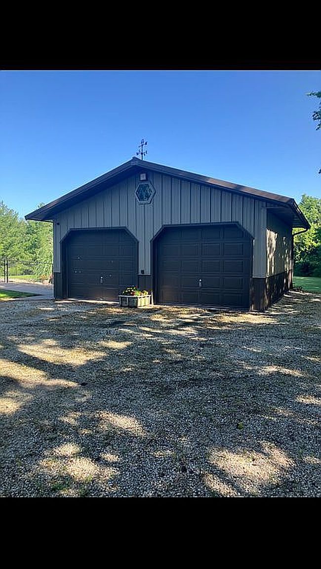 Photo of 146 Cherokee Rd, Macomb, IL