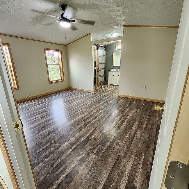 Image of 6946 N 33rd Rd