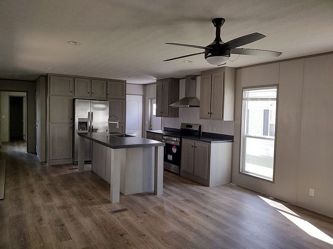 Image of 2415 Point West Dr #5