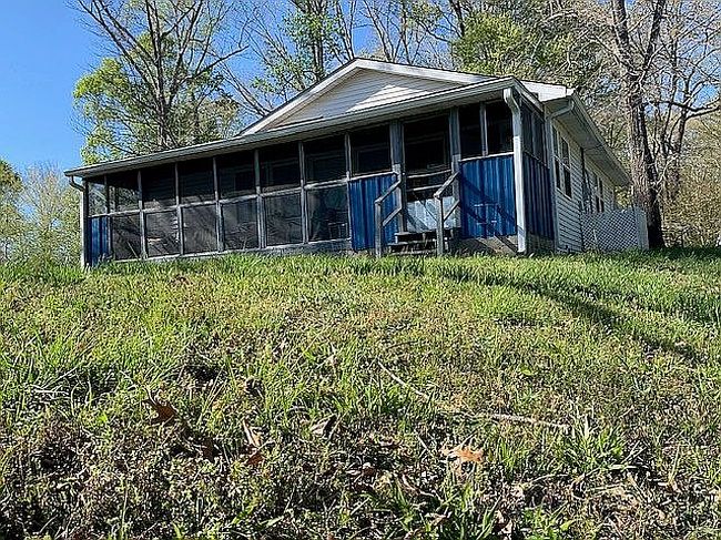 Photo of 83 Calhoun Ave, Cadiz, KY