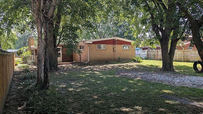 Photo of 519 Kent St, East Alton, IL