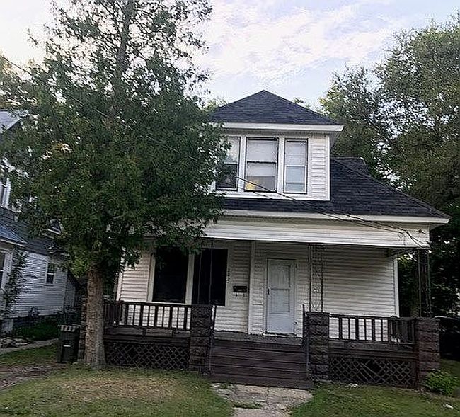 Photo of 222 Washington Ave