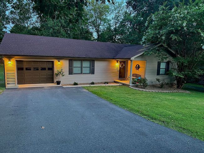 Photo of 155 Spring Valley Rd, Tompkinsville, KY