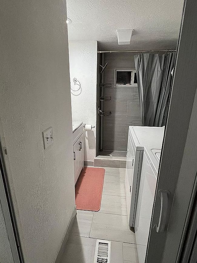 Additional photo 3 of property located at 3860 Midland Dr Trailer A18