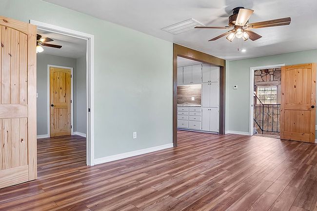 Photo of 9151 E River Rd, Newkirk, OK