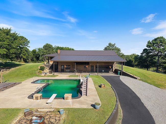 Photo of 6 Cedar Hill Rd, Conway, AR