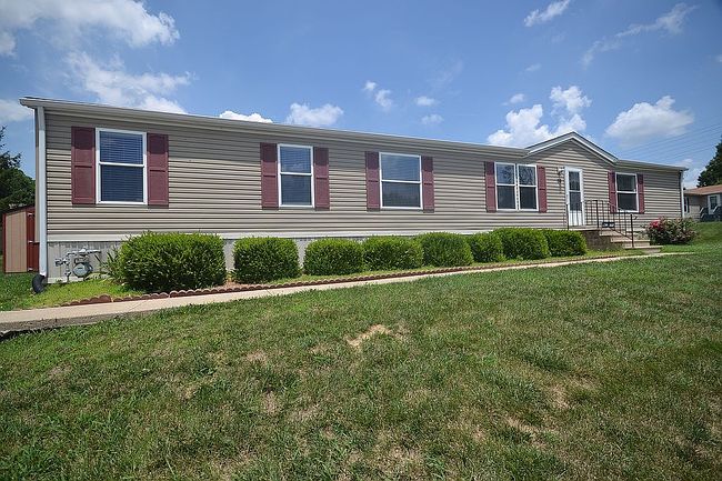 Photo of 58 Pheasant Gln, Collinsville, IL