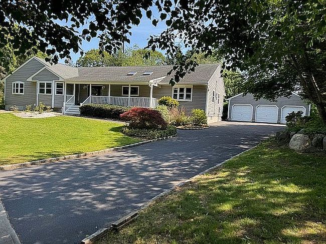 Image of 6 Tara Ct