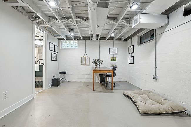 Photo of 5927 Broadway St, Indianapolis, IN