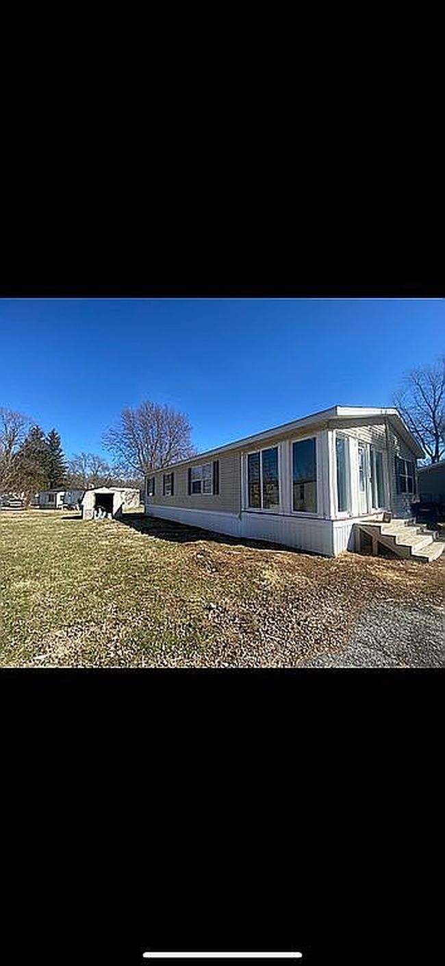 Image of 415 Crandon Ln