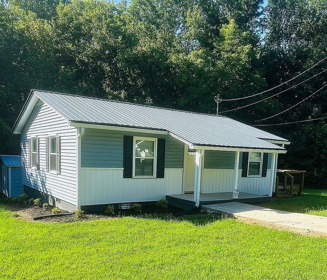 Photo of 120 Maynard Ave, Ansonville, NC