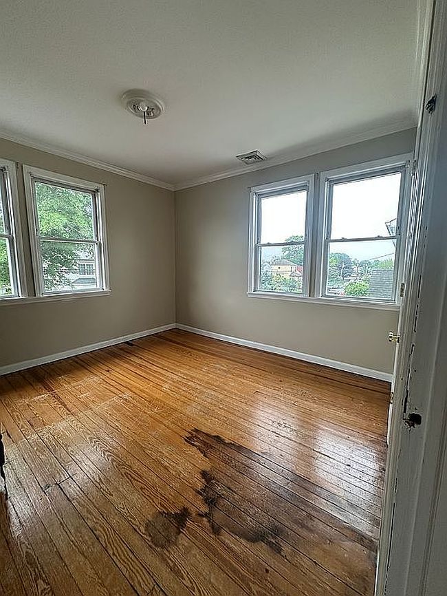 Photo of 243 Campbell St, Woodbridge, NJ