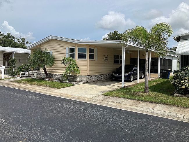 Photo of 100 Hampton Rd Lot 289, Clearwater, FL