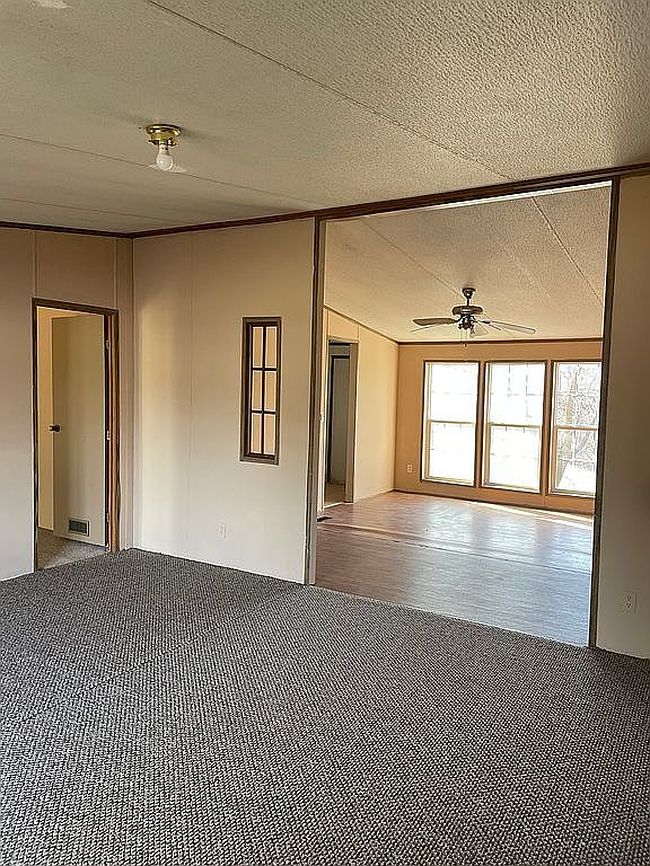 Photo of 438 E Fords Ferry Rd, Cave In Rock, IL