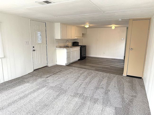 Photo of 3323 Iowa St Lot 309, Lawrence, KS