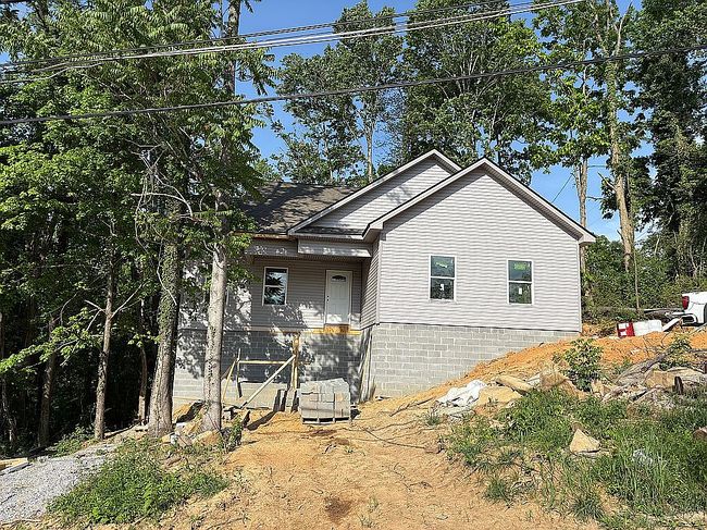 Image of 402 Four Winds Way