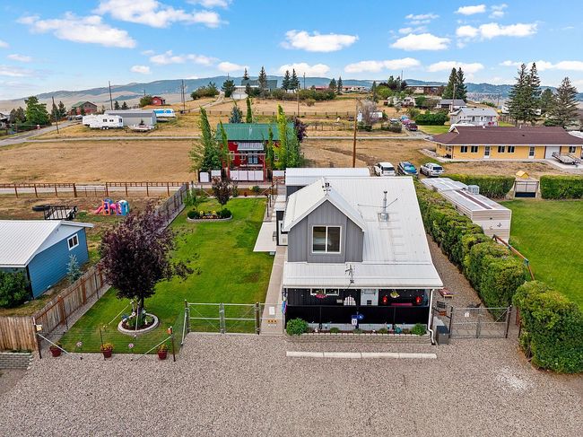 Preview of property located at 407 E Larime St