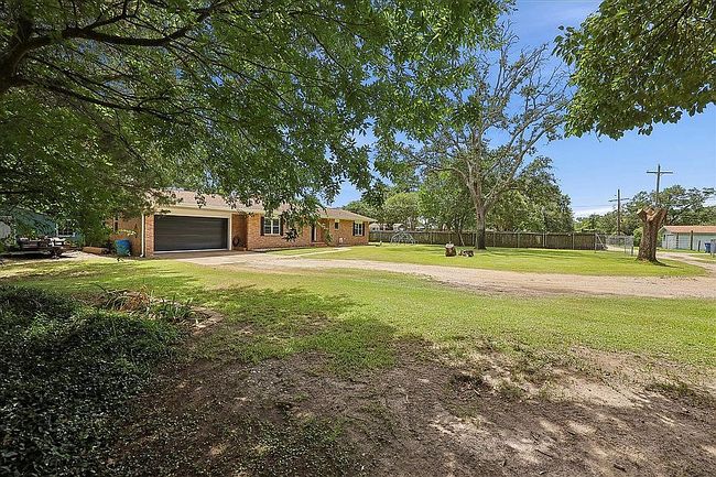 Photo of 3525 Briggs Rd, Orange, TX