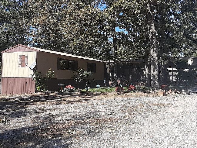 Preview of property located at 8858 Rose Ln
