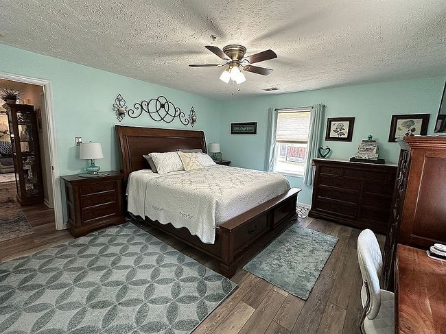 Photo of 105 Hailey Ln Apt D-3, Strasburg, VA