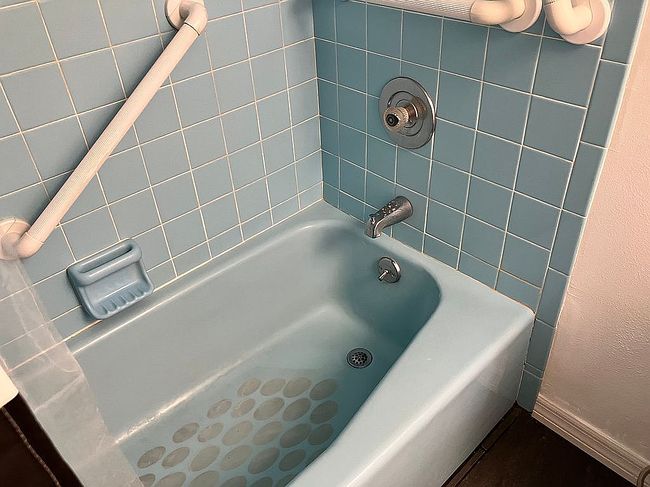 Preview of property located at 20325 Ladner Ave