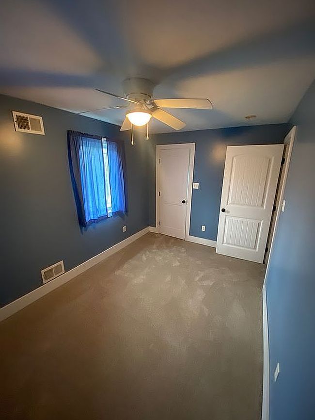 Photo of 179 Clydes Rd, Burgettstown, PA