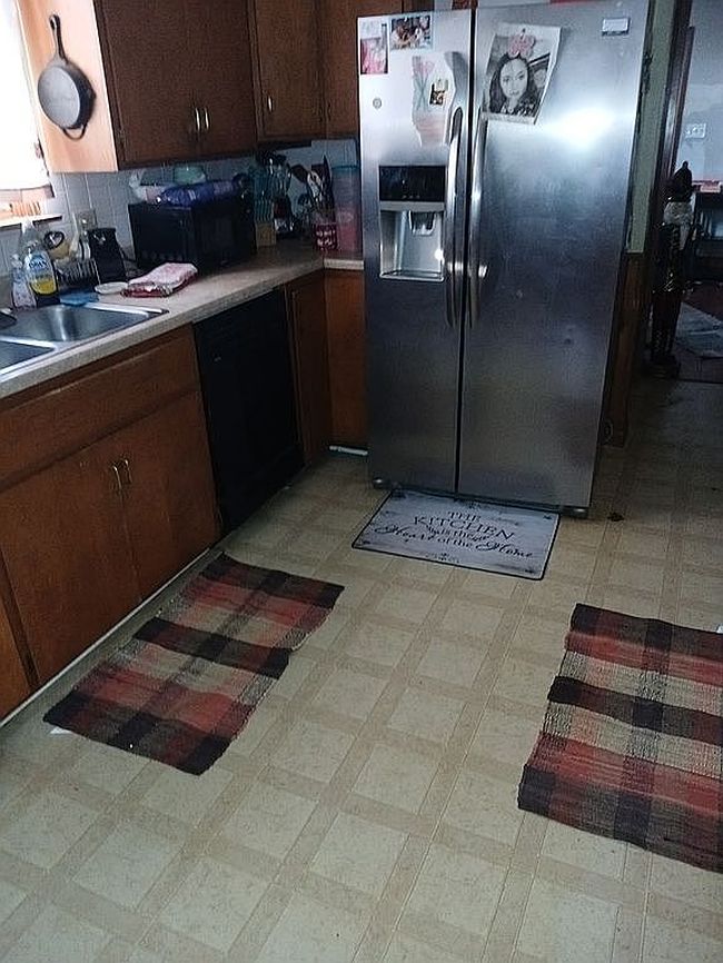 Image of 220 S 6th St