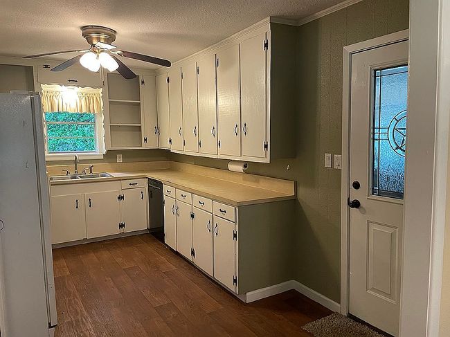 Photo of 401 Pegues St, Mineola, TX