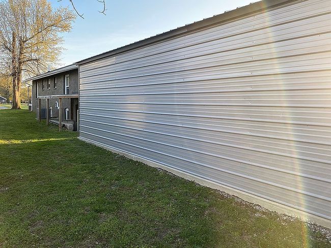 Additional photo 4 of property located at 717 E Main St