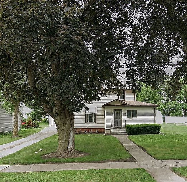 Image of 105 Station St