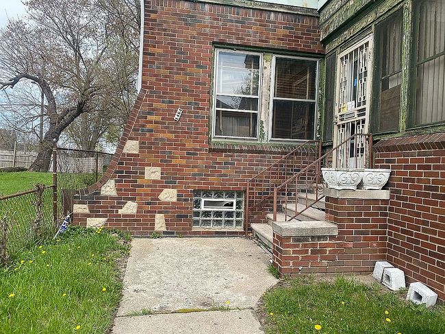 Photo of 1464 Lee Pl, Detroit, MI