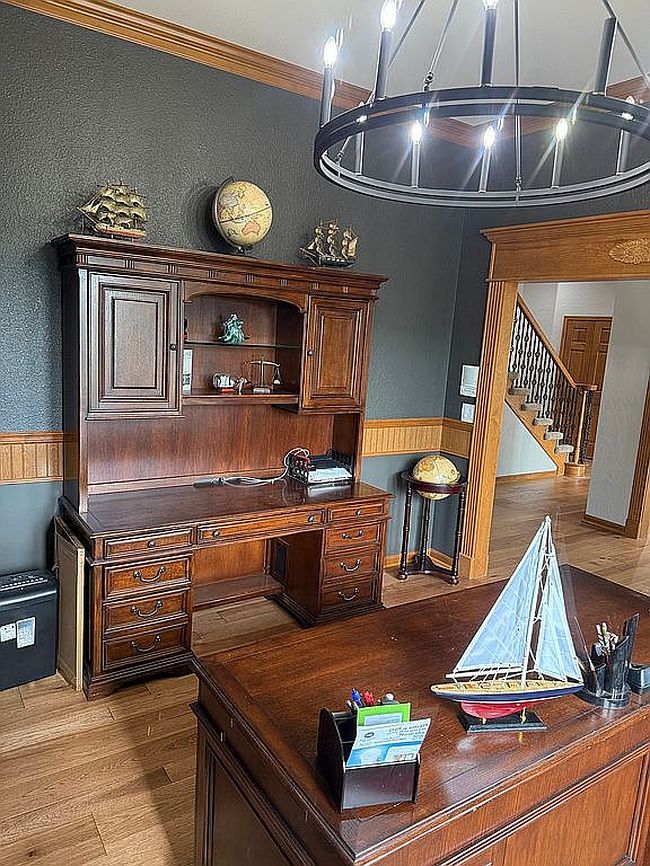 Image of 608 Shadow Hill Dr