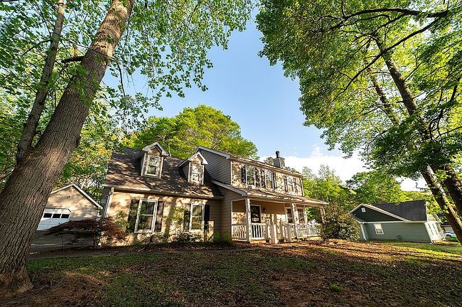Image of 150 Oak Shores Dr