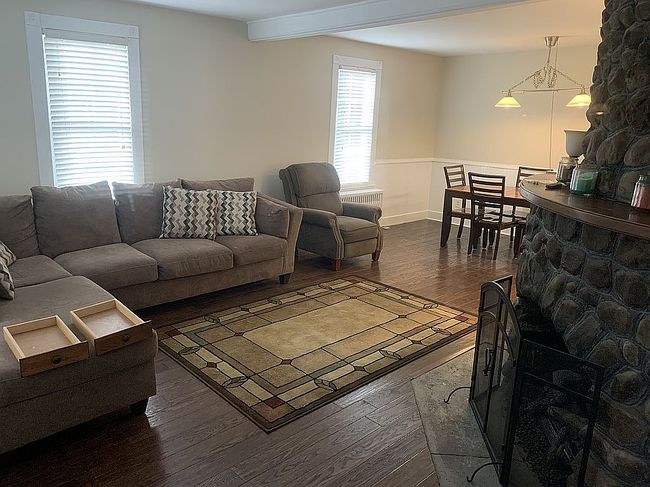 Image of 210 John St