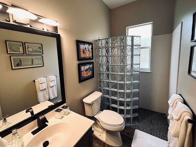 Image of 833 Woodbine Dr