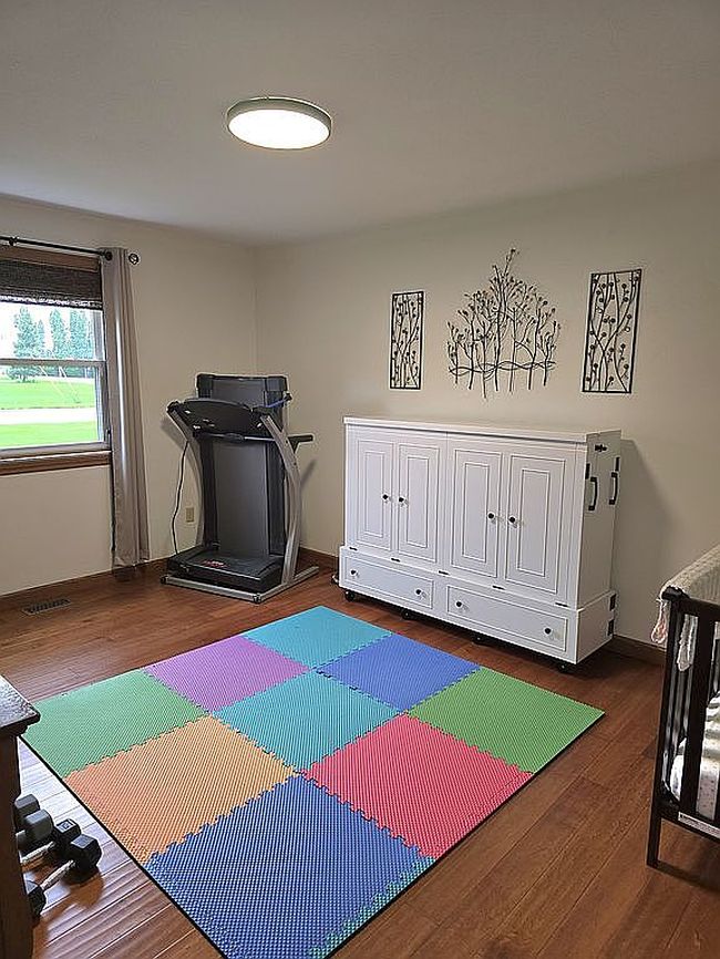 Image of 6033 Detrick Rd