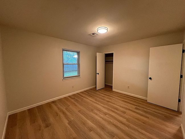 Photo of 1900 N Desert Palm Ave, Broken Arrow, OK