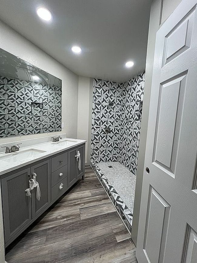 Image of 315 S Santa Fe St