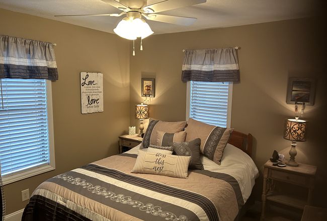 Additional photo 3 of property located at 370 Lake Landing Dr