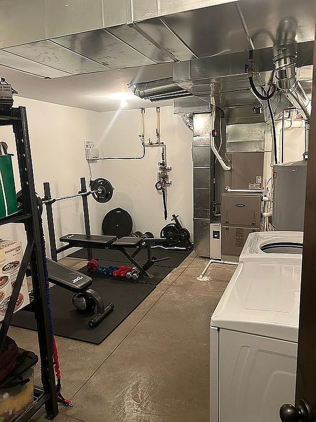 Additional photo 2 of property located at 3537 Bogey Dr