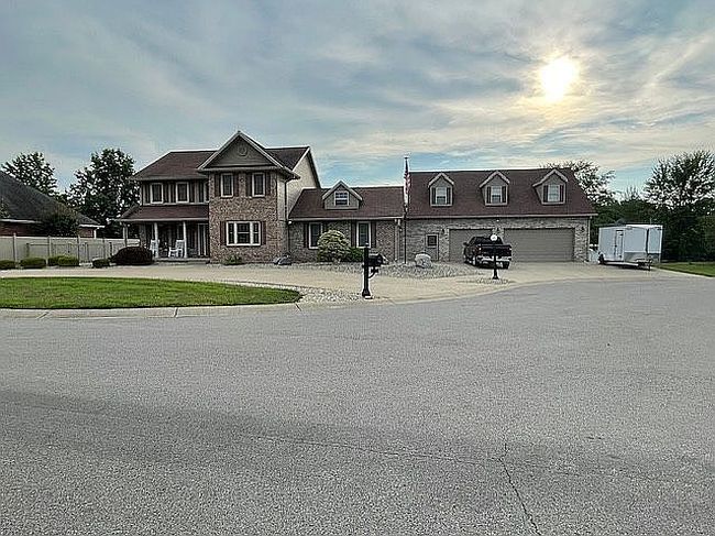 Photo of 713 S Kieran Dr, Greensburg, IN