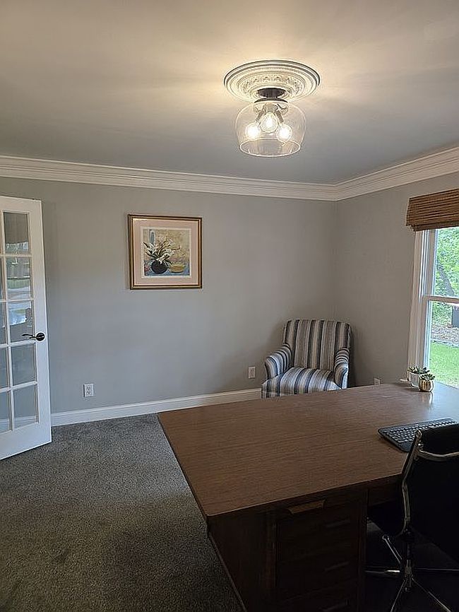 Photo of 591 Blount Point Rd, Newport News, VA