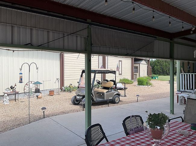 Photo of 206 Holiday Rambler Dr, Whitney, TX