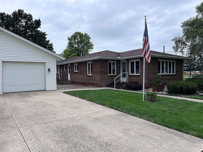 Additional photo 2 of property located at 623 Spencerville St