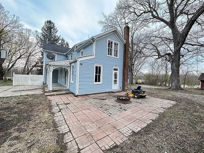 Image of 7015 W Southport Rd