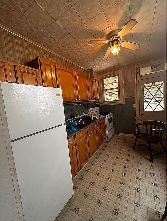 Image of 17 N Anthracite St