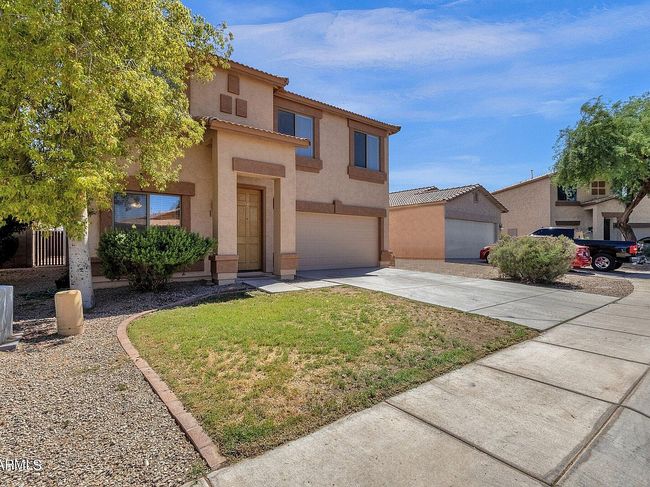 Additional photo 1 of property located at 103 E Palomino Way