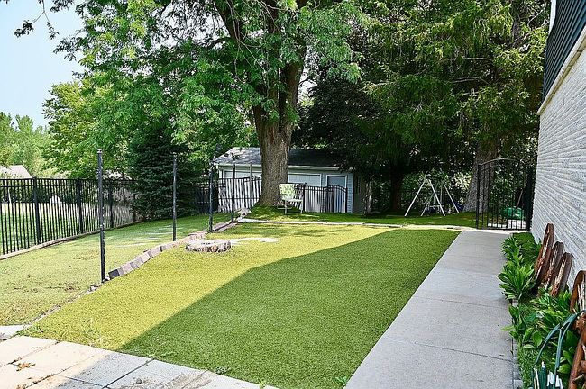 Image of 1830 Parklane St